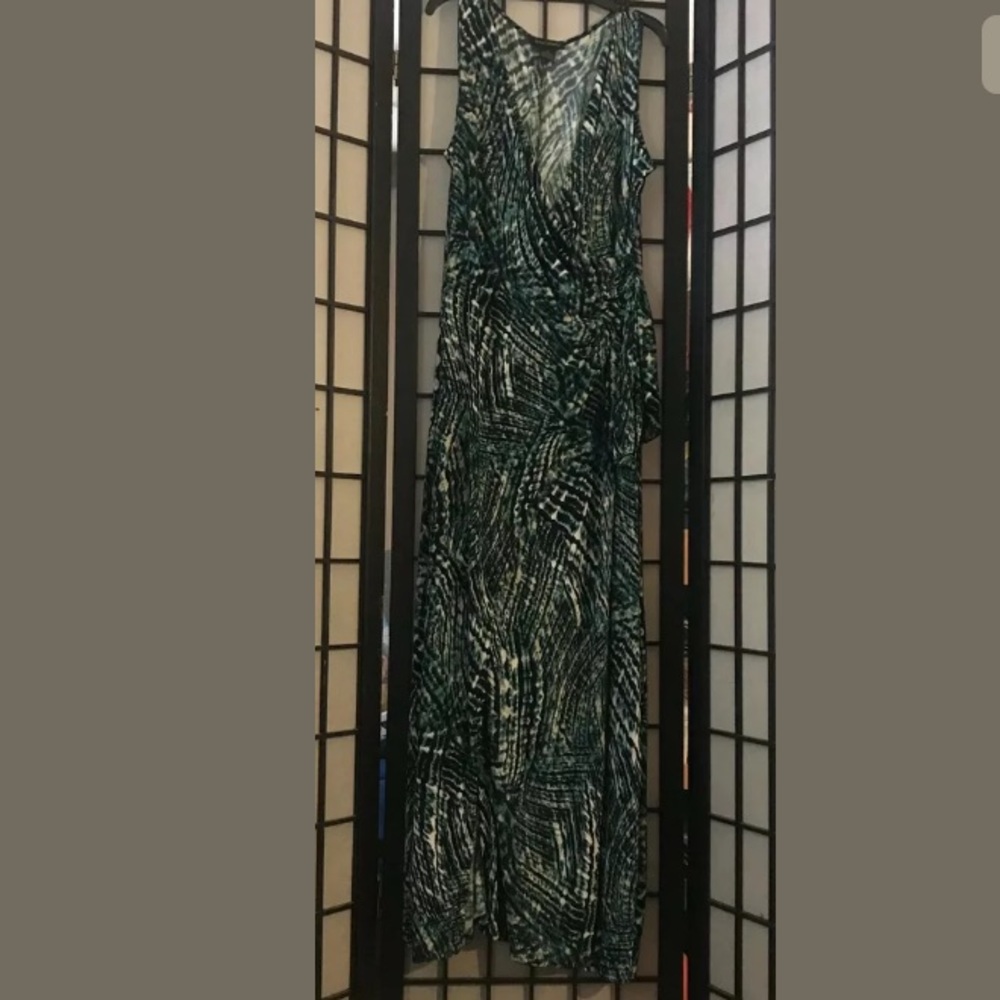 SUSAN LAWRENCE Green Black Print VNeck Maxi Dress